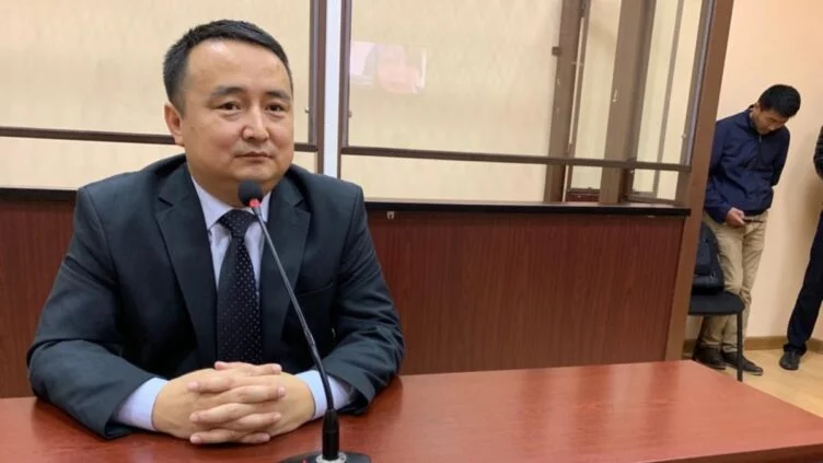 Изображение 1 для В Казахстане могут объявить в розыск активиста Серикжана Билаша