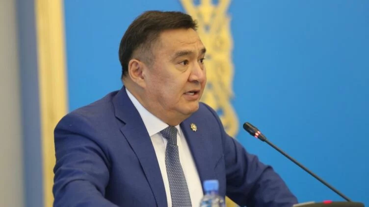 Адамдар шенеуніктерге саналы түрде пара беріп отыр – Антикор басшысы - изображение 1