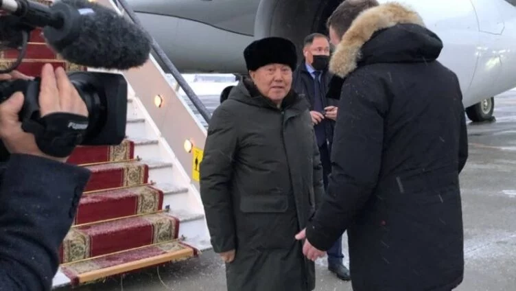 Изображение 1 для Нурсултан Назарбаев прибыл в Санкт-Петербург