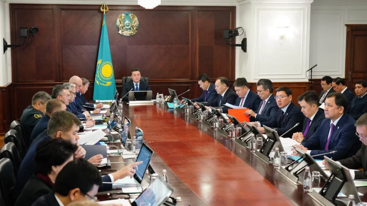 Изображение 1 для Қазақстанда үкімет отставкаға кетті