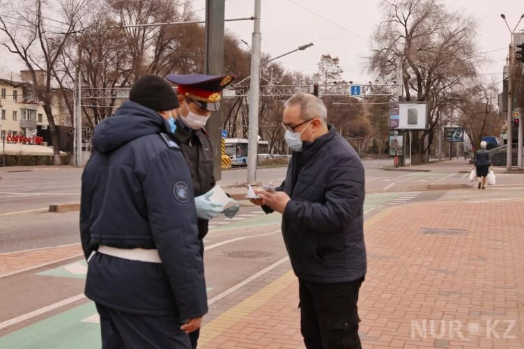 Изображение 1 для Канат Таймерденов: избито 500 человек, среди них 130 женщин и стариков