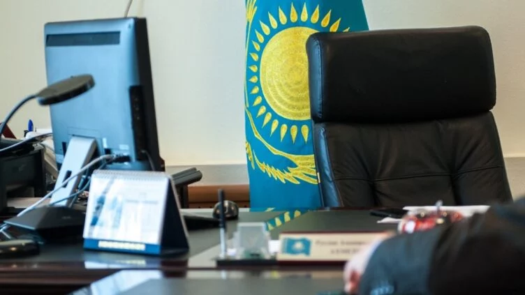 Изображение 3 для Министры каких ведомств в Казахстане менялись чаще всего?