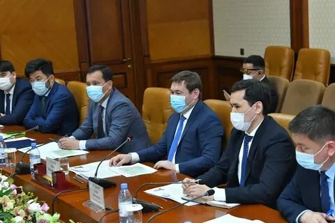 Изображение 1 для В Казахстане запустили приложение для оценки работы акимов