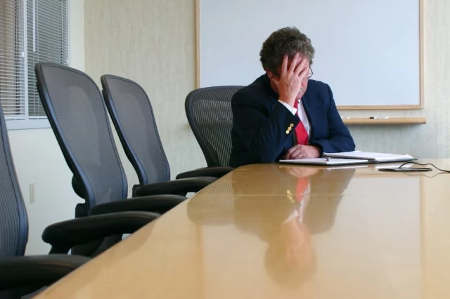 Изображение 3 для Дефицит бюджета Казахстана за 2021 год углубился почти на триллион тенге