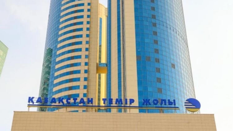 Изображение 1 для КТЖ имеет Т2 трлн долгов из-за действий Мамина и некоторых членов «семьи» - экономист