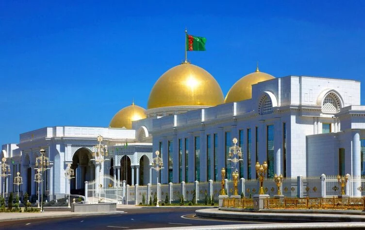 Изображение 1 для В Туркменистане началась регистрация групп по выдвижению кандидатов в президенты