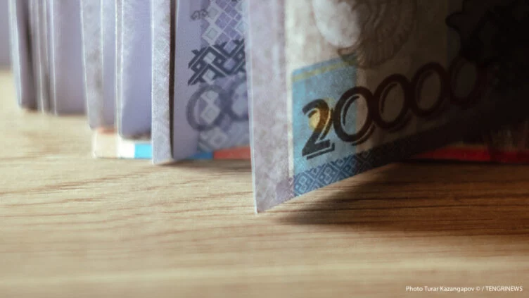 В январе за рубеж из Казахстана перевели Т2,6 трлн — АФМ - изображение 1