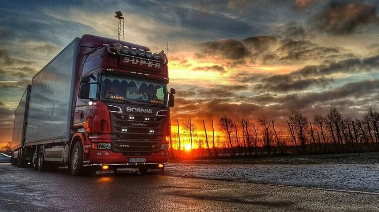 Из Украины не могут выехать 11 казахстанских дальнобойщиков - изображение 1