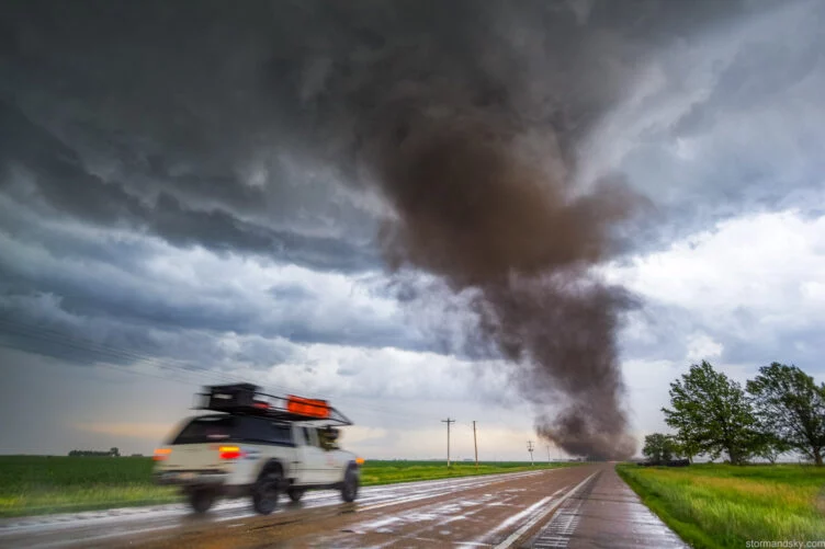 Шесть человек стали жертвами торнадо в США - изображение 1