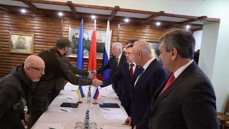 Изображение 1 для Стало известно время начала переговоров России и Украины