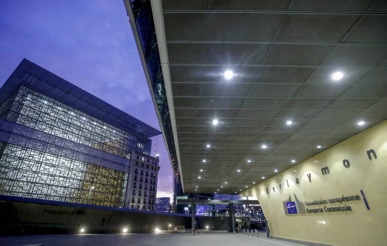 Изображение 1 для Еврокомиссия представит четвертый пакет санкций против России