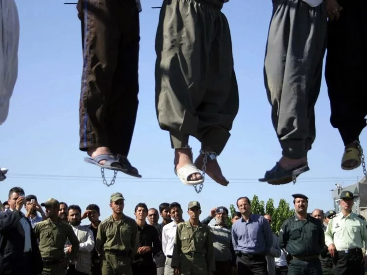 Сауд Арабиясында 81 адам жаппай өлім жазасына кесілді - изображение 1