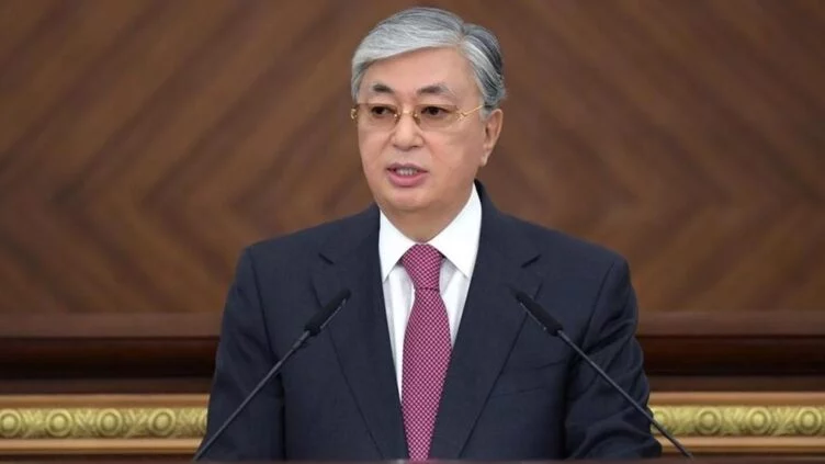 Токаев: «Нужно законодательно запретить акимам и их заместителям занимать должности в филиалах партий» - изображение 1