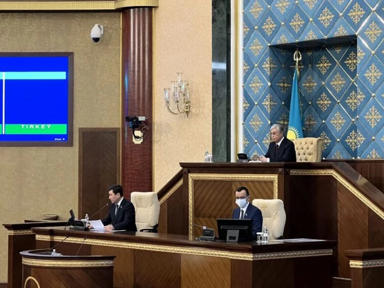 Токаев: Мажилис наделяется правом принимать законы - изображение 1
