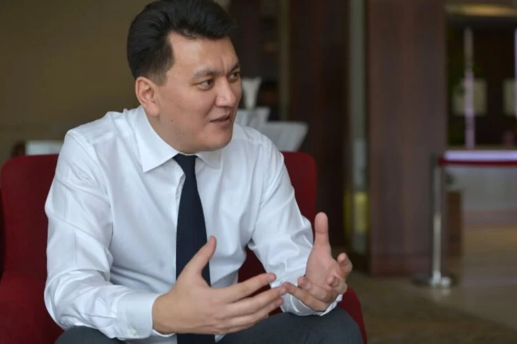 Что думает Карин о Второй республике - изображение 1