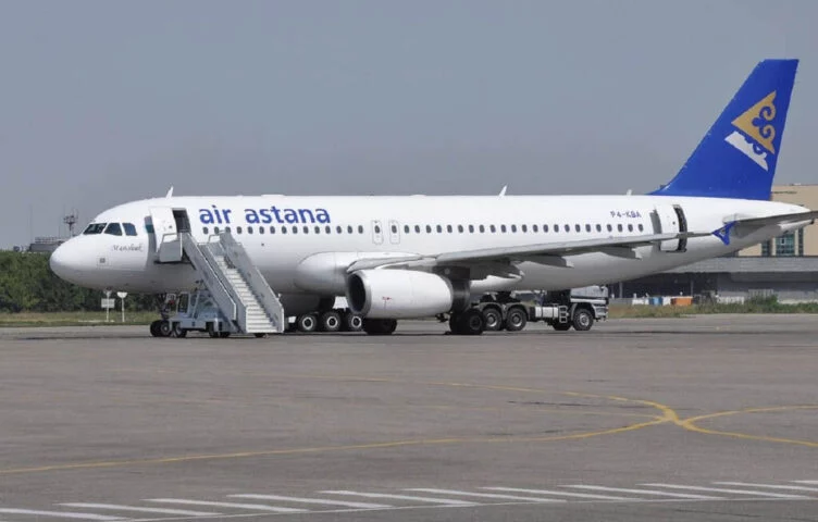 Самолет Air Astana вернулся в аэропорт из-за разгерметизации - изображение 1