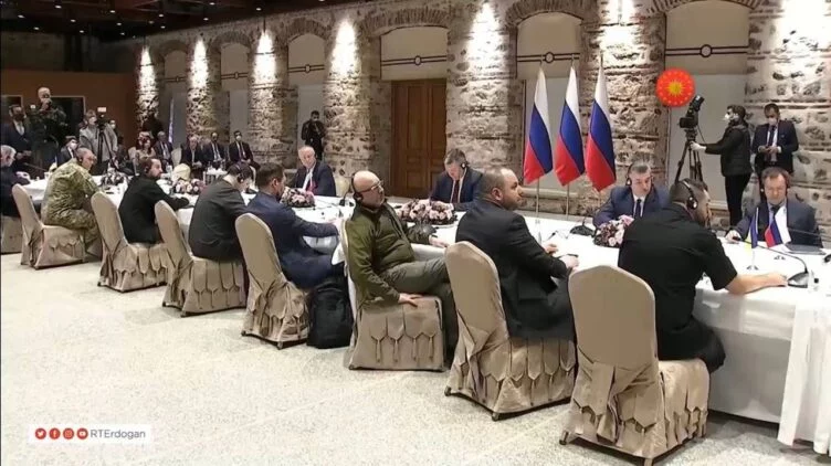 С чем Россия и Украина подошли к новому раунду переговоров в Турции - изображение 1