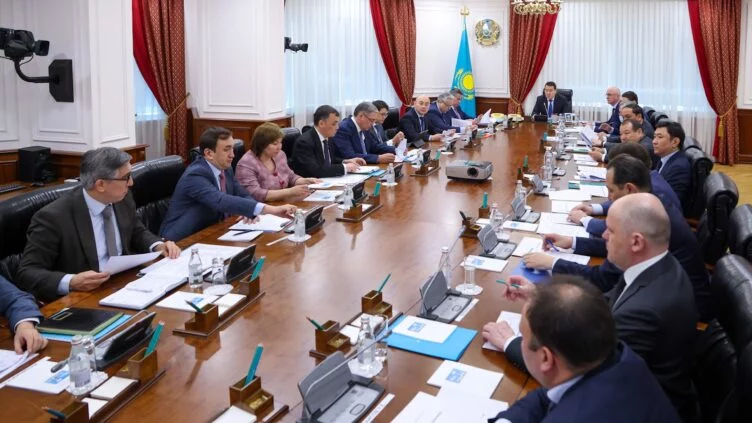 Смаилов: Неиспользуемые земли сельхозназначения будут переданы крестьянским хозяйствам - изображение 1