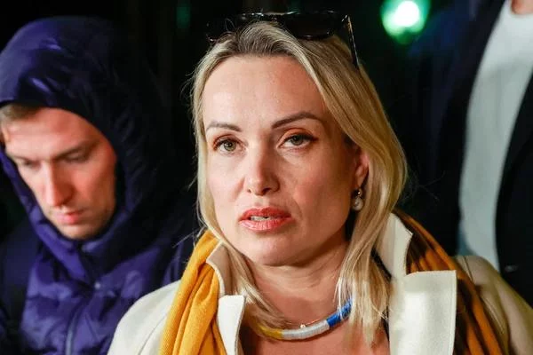 Ворвавшуюся в эфир Первого канала Овсянникову требуют уволить из немецкого Die Welt - изображение 1