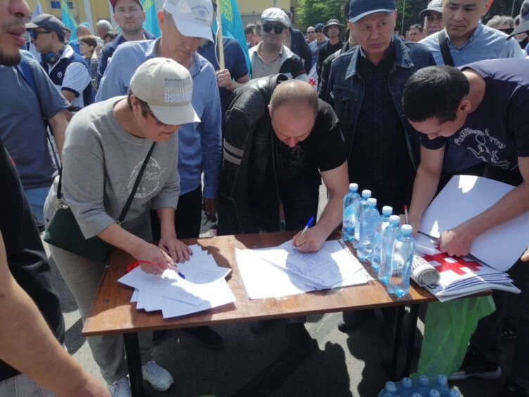 Участники митинга #НЕТУТИЛЬСБОРУ приняли резолюцию и написали письмо Токаеву - изображение 1