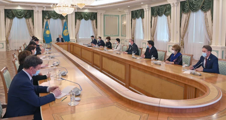 В резиденции Акорда под председательством Президента Касым-Жомарта Токаева состоялось совещание по внесению изменений и дополнений в Конституцию, передает Акорда. - изображение 1