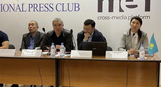 Адвокаты назвали судебной ошибкой содержание под стражей майора КНБ Казахстана Айдына Алпысбаева, ранее приговоренного к длительному заключению, сообщает exclusive.kz со ссылкой на КазТАГ. - изображение 1