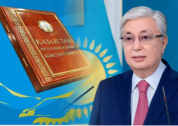 Мемлекет басшысы Қасым-Жомарт Тоқаев Конституцияға өзгертулер мен толықтырулар енгізу жөнінде референдум өткізуді ұсынды. Президент бұл ұсынысын ҚХА отырысында мәлімдеді. - изображение 1