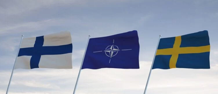 Встреча Турции с Финляндией и Швецией об их вступлении в НАТО 25 мая не помогла продвинуться в решении вопроса. Переговоры будут продолжаться, но об их дате неизвестно, сообщает Exclusive.kz со ссылкой на Reuters. - изображение 1