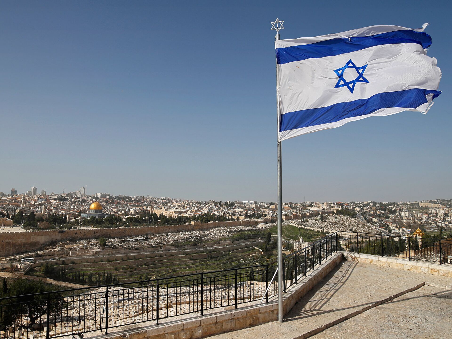 Как ответит иран на агрессию израиля. Флаг Иерусалима. Иерусалим флаг Израиля.