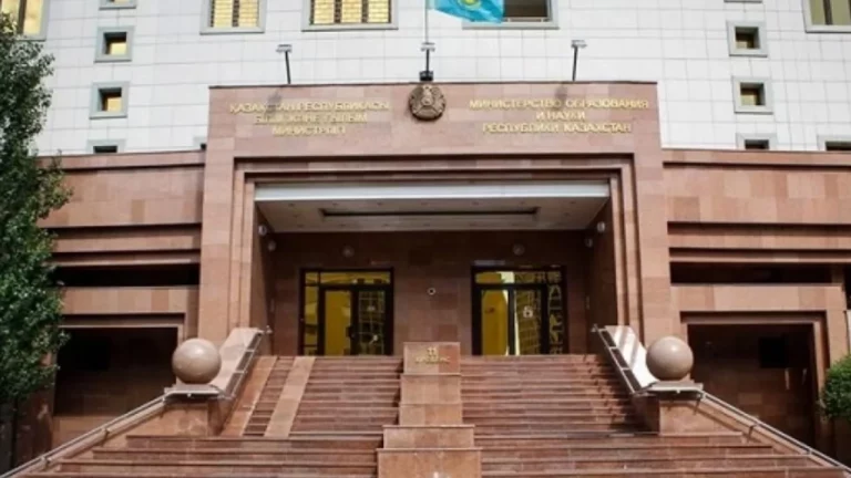 В Казахстане появились два новых министерства - изображение 1