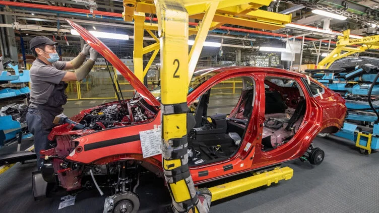 Выпуск автомобилей в России рухнул на 97% - изображение 1
