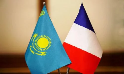 Курултай казахов Европы проходит во Франции  - изображение 1