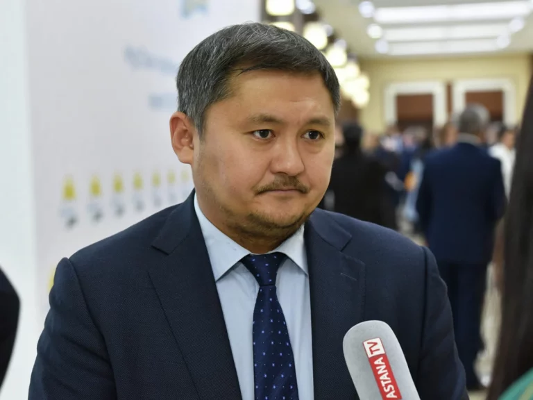 Саясат Нұрбек балаларының неге Кипрде оқитынын айтты - изображение 1