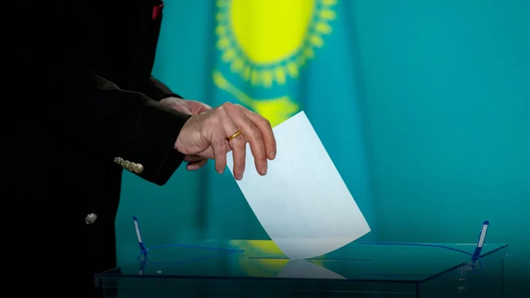 В Казахстане проходит референдум по поправкам в Конституцию - изображение 1