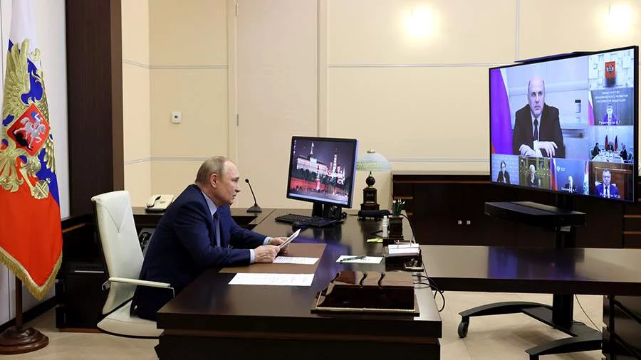 Изображение 1 для СМИ: Путин сообщил о начале работы над федеральным бюджетом на ближайшие три года