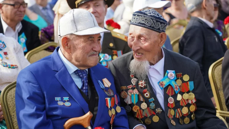 Досаев ҰОС ардагерлеріне тіс дәрігерінің көмегі тегін болатынын айтты - изображение 1