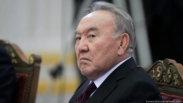 Қазақстандықтар Назарбаевтың туған күнін атап өткісі келмейді - изображение 1