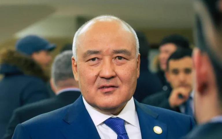Түркістан облысының әкімі Өмірзақ Шөкеев отставкаға кетті - изображение 1