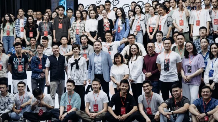 «Шеврон» компаниясы Demo Day барысында 20 үздік веб-қосымшаны таныстырады - изображение 1