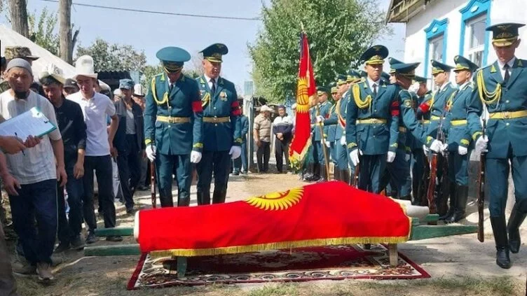 19 сентября объявлен днем национального траура в Кыргызстане - изображение 1