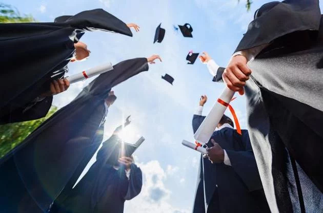 Опубликован список обладателей поддельных дипломов PhD - изображение 1