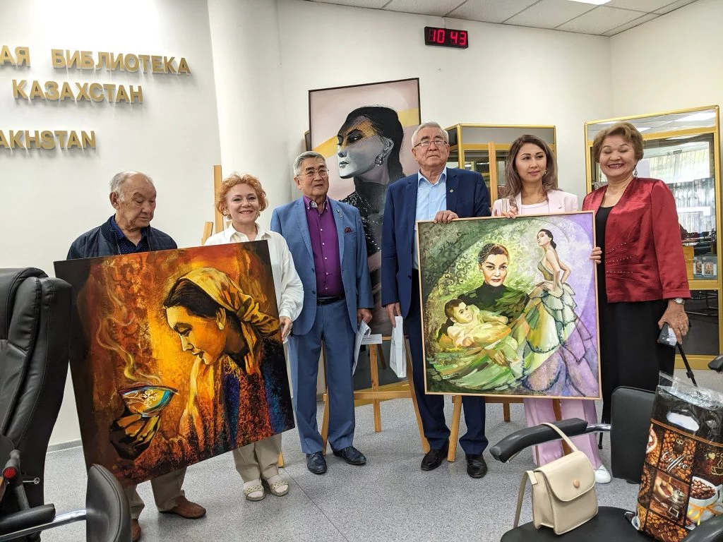 Изображение 3 для Казашка, поцелованная Кристианом Диором