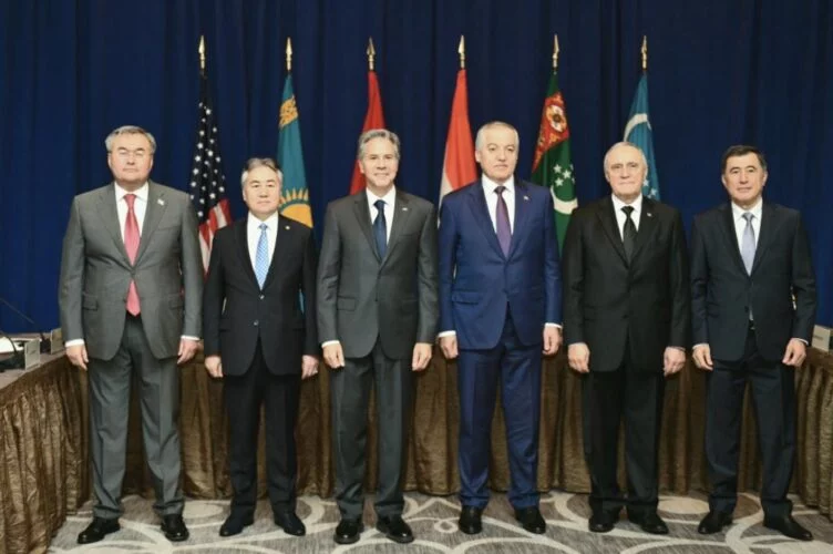 Встречу глав МИД в формате C5+1 предложили провести в Казахстане - изображение 1