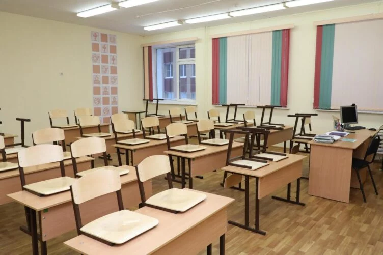 Аварийные здания, трёхсменное обучение и прочие «прелести» казахстанских школ - изображение 1