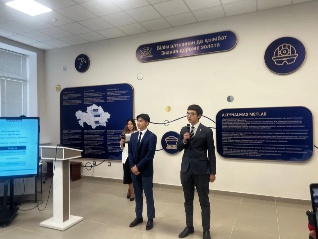 Изображение 2 для В Степногорске открылась научно-техническая лаборатория