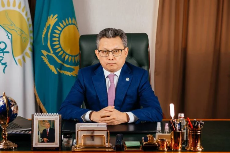 Балмен шәй ішетін экс-министр жаңа қызметке тағайындалды - изображение 1