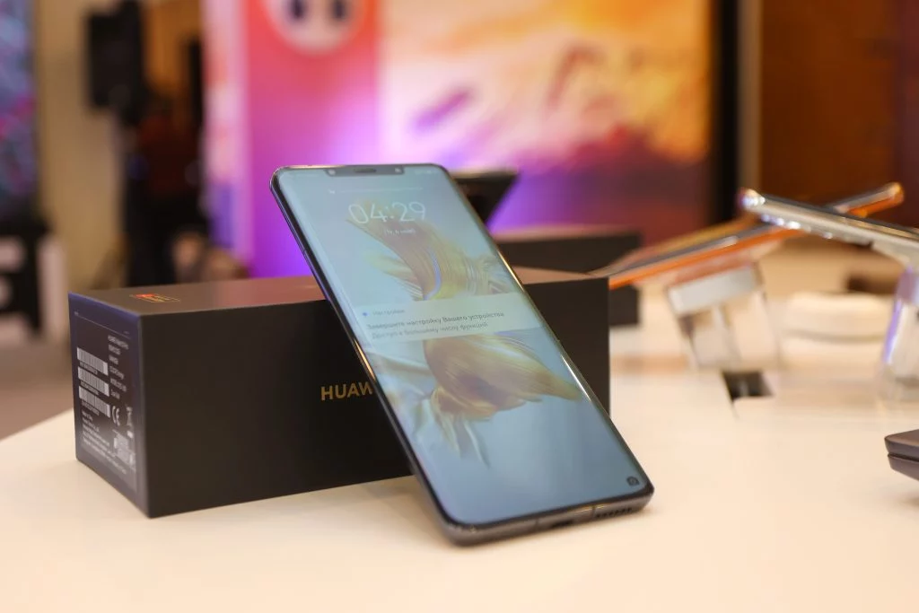 Изображение 2 для В Казахстане стартует предзаказ смартфонов HUAWEI Mate50