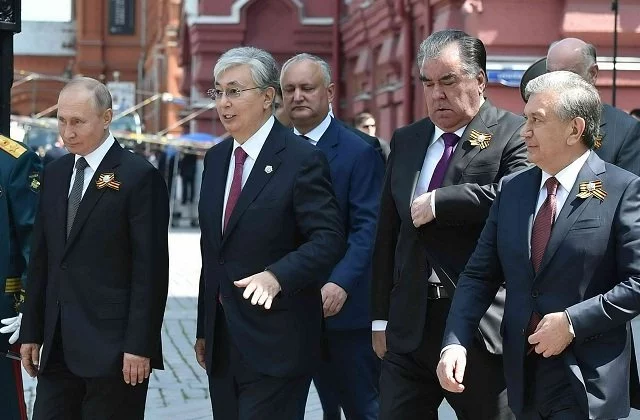 Ресей, Қазақстан, Өзбекстан одағы: Тоқаев Путинмен қандай келіссөз жасасты? - изображение 1
