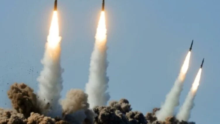 Reuters: Россия продолжает получать из США и ЕС необходимые для ракет чипы - изображение 1
