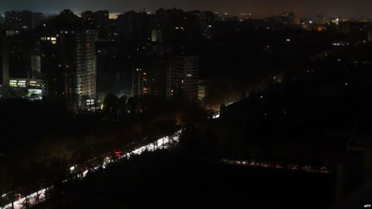 По всей Украине объявлена воздушная тревога - изображение 1